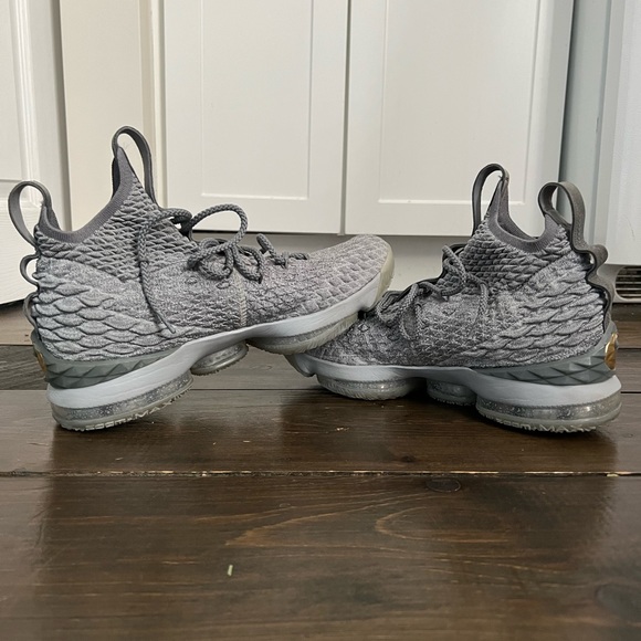Lebron 15s City Edition - Picture 4 of 6